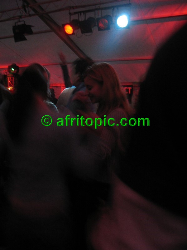 ../Images/afw2006c 433.jpg